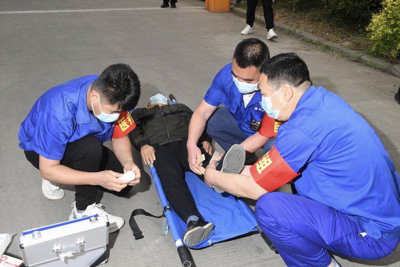 強(qiáng)化消防安全 開展消防演練 (2).jpg